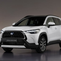 NUOVA TOYOTA COROLLA CROSS: DA OGGI PRENOTABILE ONLINE