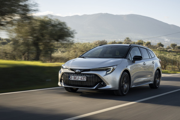 Toyota presenta la nuova Corolla