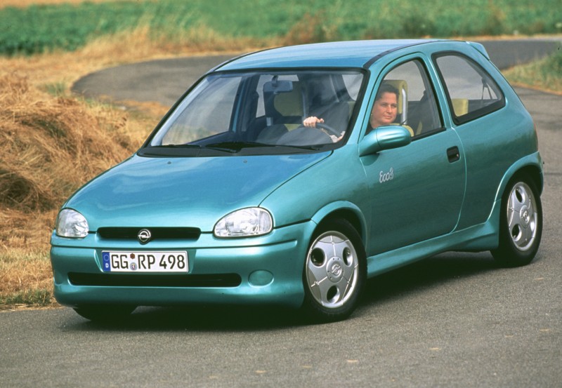 Nel 1995 la Opel Corsa “tre litri”